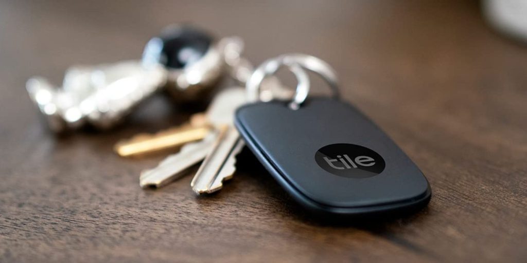 Przykład trackera Bluetooth GPS do odnajdywania kluczy i codziennych przedmiotów